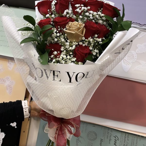 Gold Dzn Galore