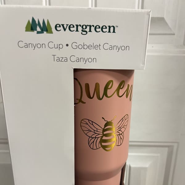 Evergreen Queen Bee tumbler