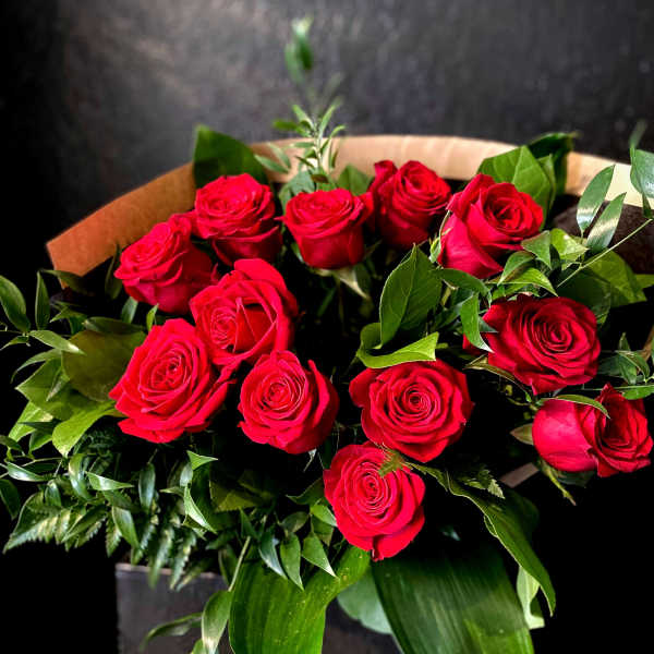 A Dozen Kisses