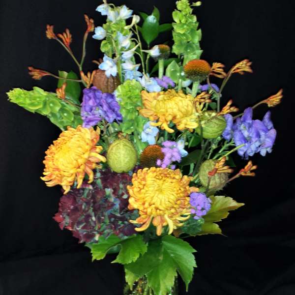 Autumn mix with antiqued hydrangea