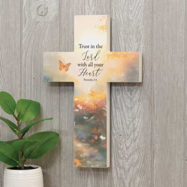 'TRUST IN THE LORD' WALL CROSS