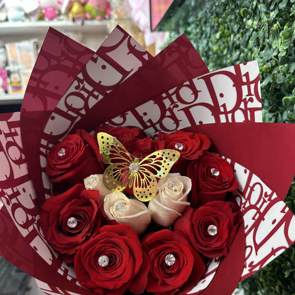 “Dior Love Mini”