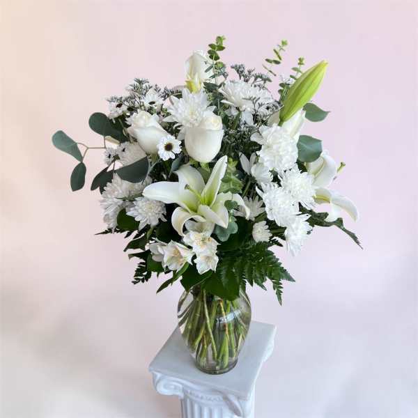 The White Mixed Vase
