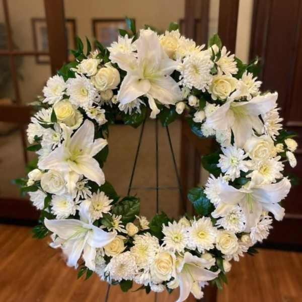 Heavenly Grace Round Wreath