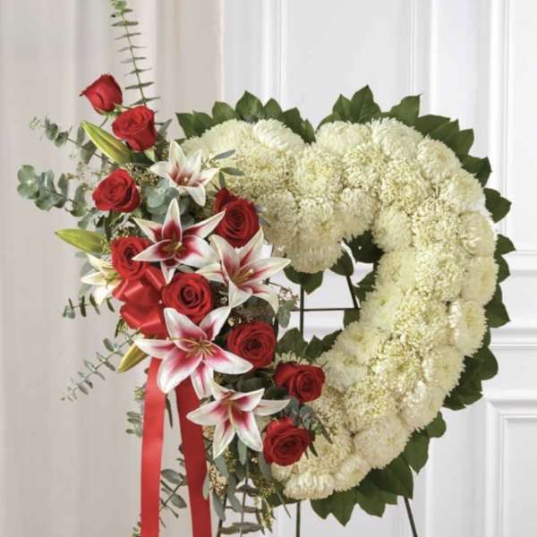 White Heart with Rose & Stargazer Cluster