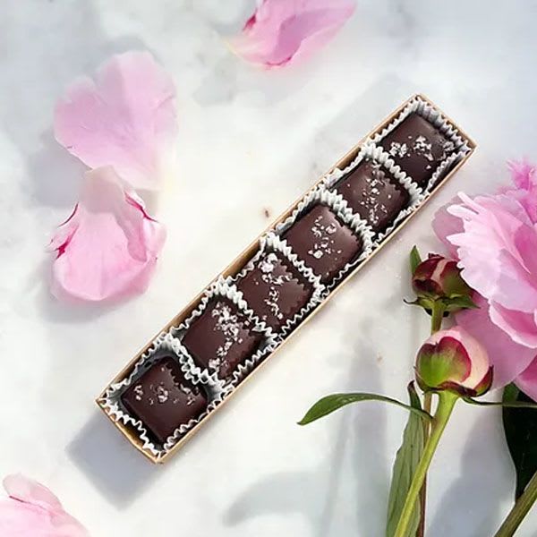 Suzanne's Salted Caramels - 6 Piece Box