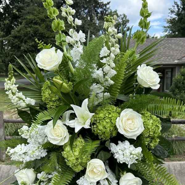 Green and white spray