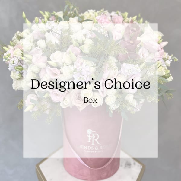 Large pastel bouquet in a pink hat box