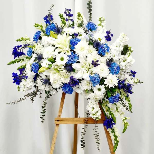 Blue and White Crescent Spray
