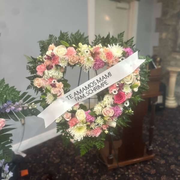 HEART-SHAPED FUNERAL ARRANGEMENT