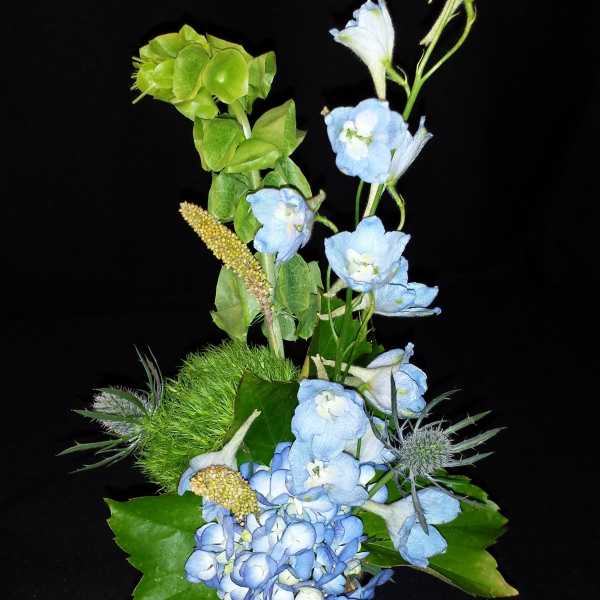 Vintage bud vase