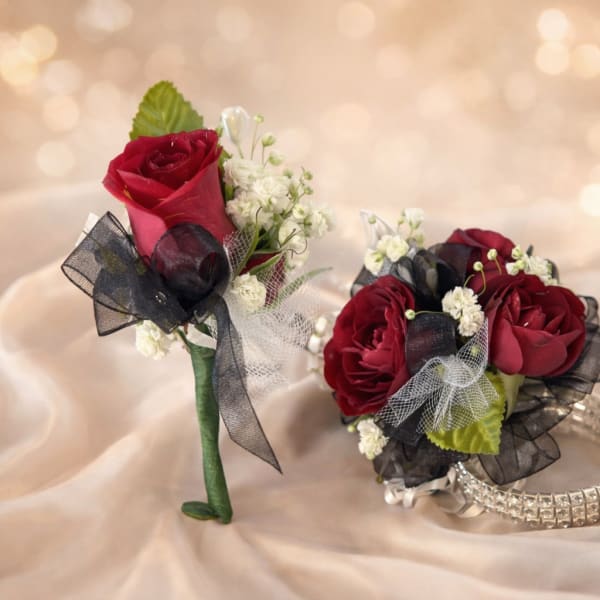 Red Spray Rose Bundle