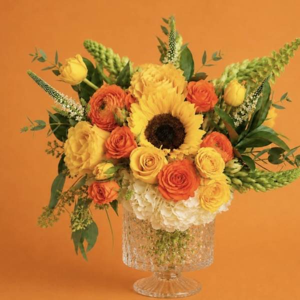 Golden Sunshine Garden – Mother’s Day Flowers | DFW Florist (Cube Vase)