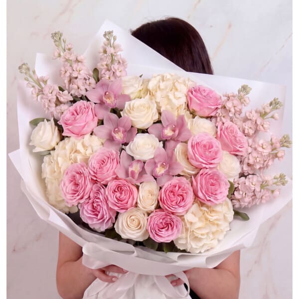 Powder of the Morning Dawn wrapped Bouquet