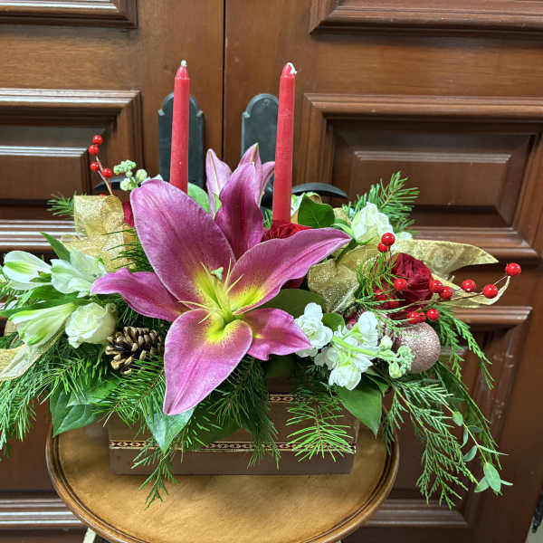 Holiday Cheer Centerpiece
