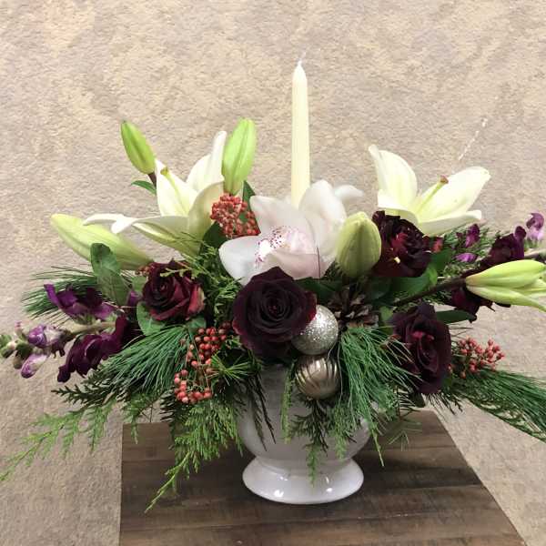 Seasons Greetings Centerpiece