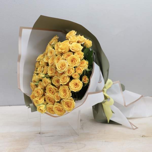 Yellow Spray Rose Bouquet - UC