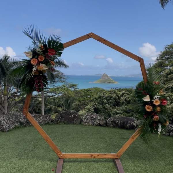 2 Piece Tropical Circle Arch Flowers
