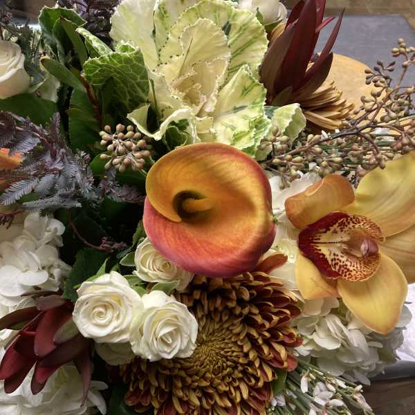 Fall is here: Cymbidium, Calla Lilies, & berries
