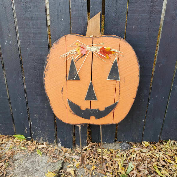 Pumpkin Garden Sign with Stakes