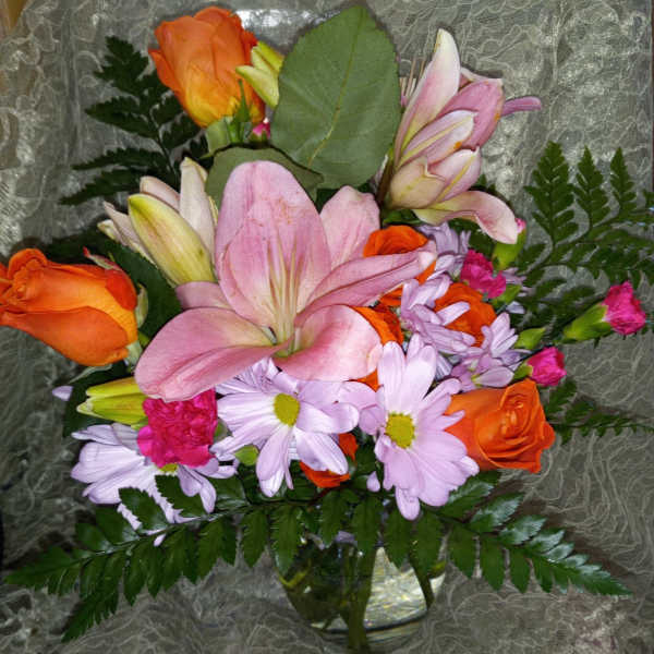 lily and roses