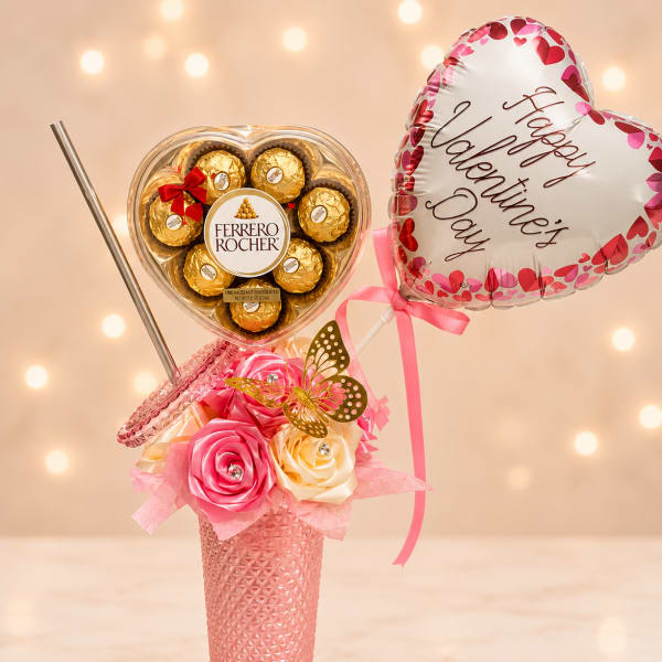 Thermos with eternal flowers and chocolates