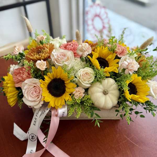 "Soft Fall" Long wood box arrangement
