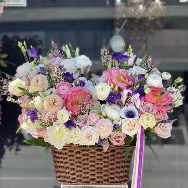 Mix of purple and white