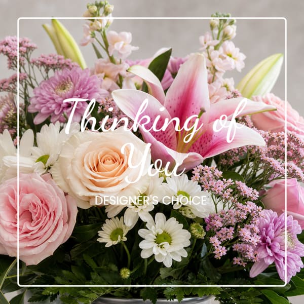 Mixed bouquet with pink lilies, roses, and daisies
