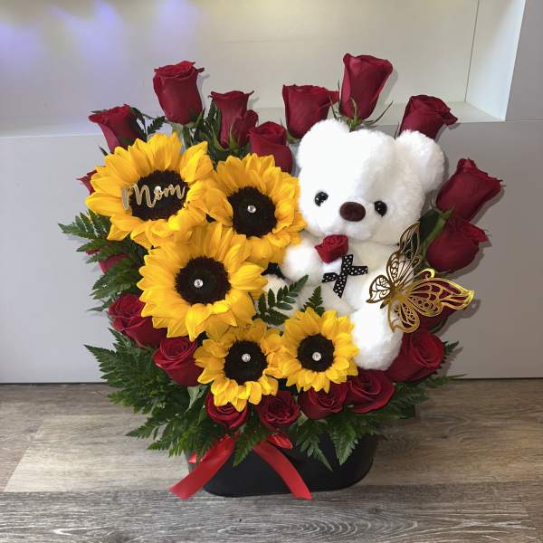 HEART DESIGN ROSES, SUNFLOWERS