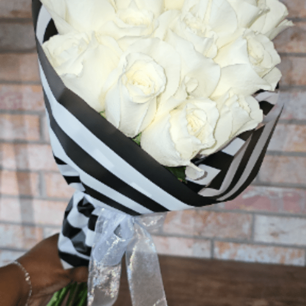 Ivory Luxe Rose Bouquet