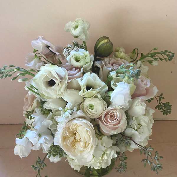 Winnie White arrangement