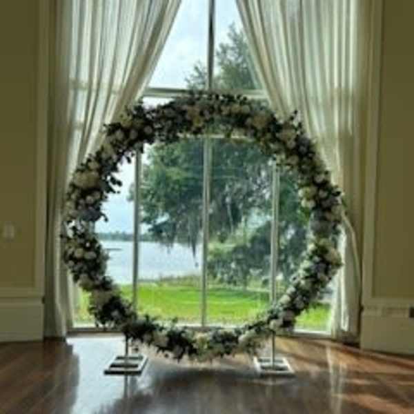 Round Arch with full flower coverage
