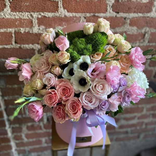 Paris - Burbank Florist