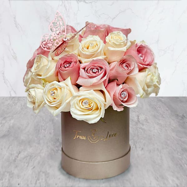 Sweet White & Light Pink Roses