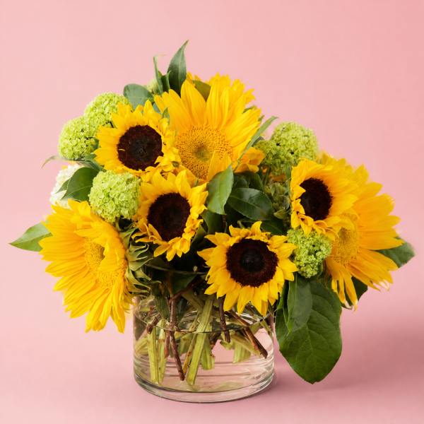Sunflower bouquet in a clear glass vase