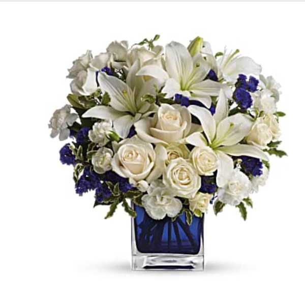 Sapphire Skies Bouquet by Teleflora TEV25-3B