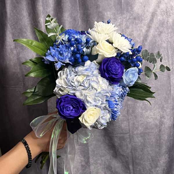 Midnight Blue Bouquet