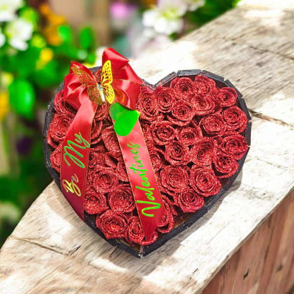 Heart Box Roses