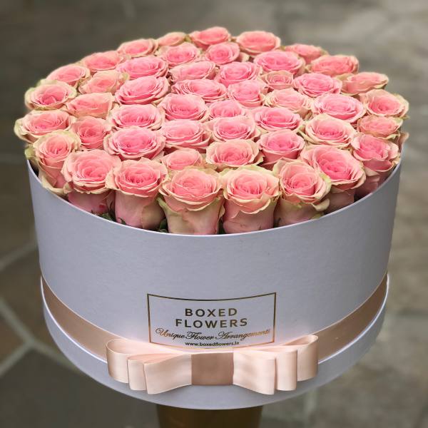 Signature matte white box with 50 roses