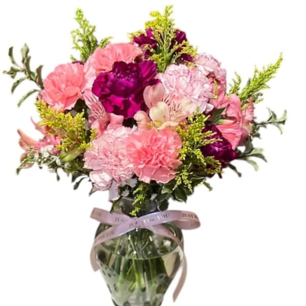 Carnations vase arrangement