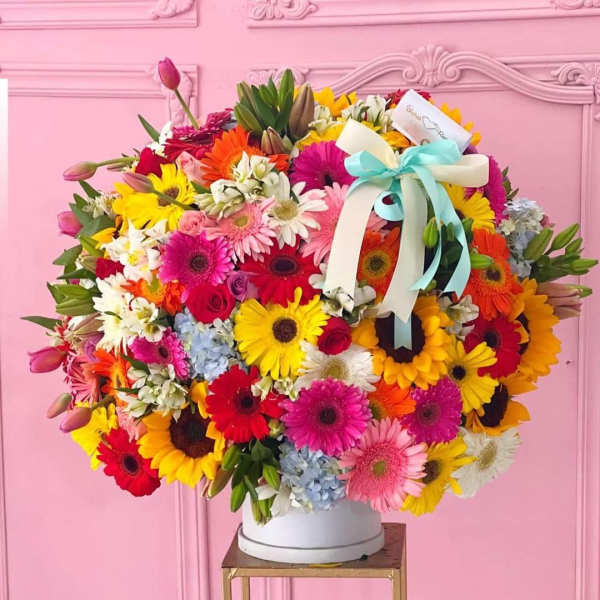 Vibrant Bloom Floral Box”