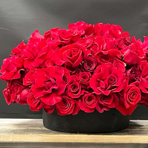 Luxury Red Rose Arrangement
