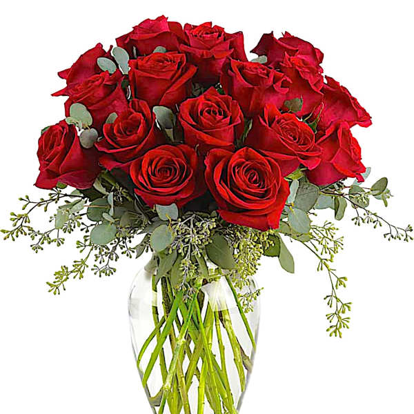 Bouquet of red roses in a clear glass vase