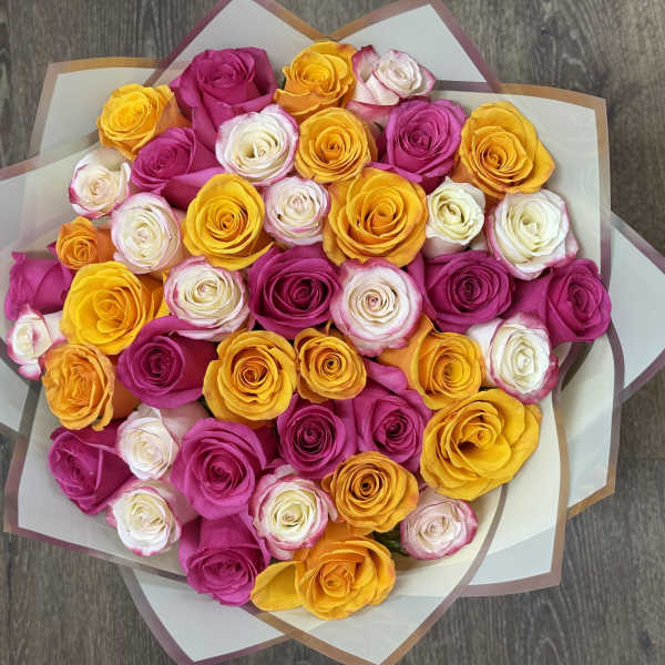 Golden Petal Party Bouquet