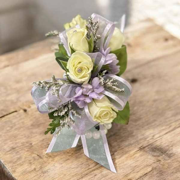 Grey House Blooms-Spray Rose Wristlet
