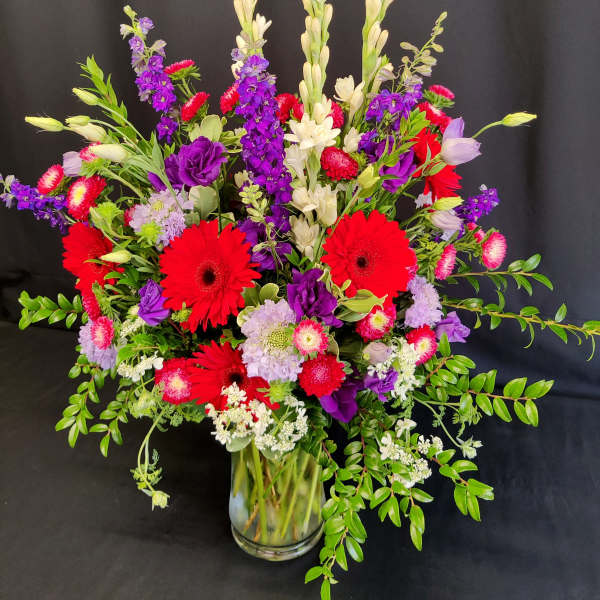 Sympathy vase for the service