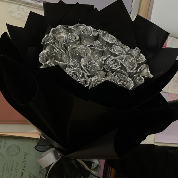 SILVER ROSE BOUQUET