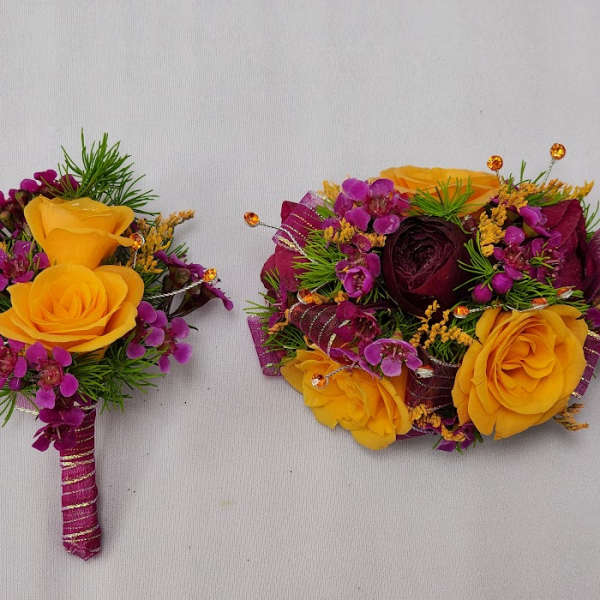 Fantasia Boutonniere and Wristlet Set
