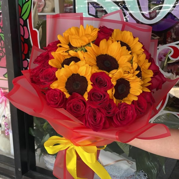 Sunflower x Rose Bouquet